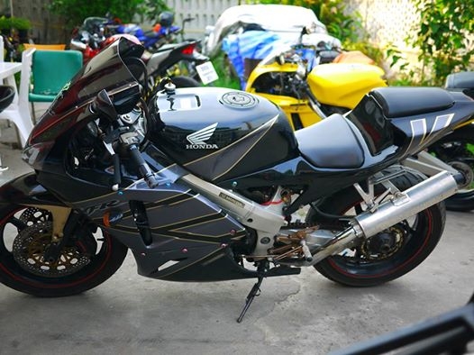 ขาย VFR Nc30 พร้อมทะเบียนแท้ แฟริ่งRc212 ท่อสูตร