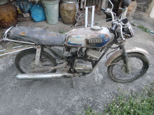 ขาย YAMAHA RX-100 พร้อมเล่ม+เอกสารพร้อมโอน สนใจติดต่อ 081-005-8785