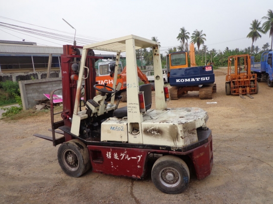 ขายรถยก NISSAN EH02 เครื่องดีเซล ติดต่อคุณจิ๊ด โทร. 089-7949488