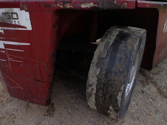 ขายรถยก NISSAN EH02 เครื่องดีเซล ติดต่อคุณจิ๊ด โทร. 089-7949488