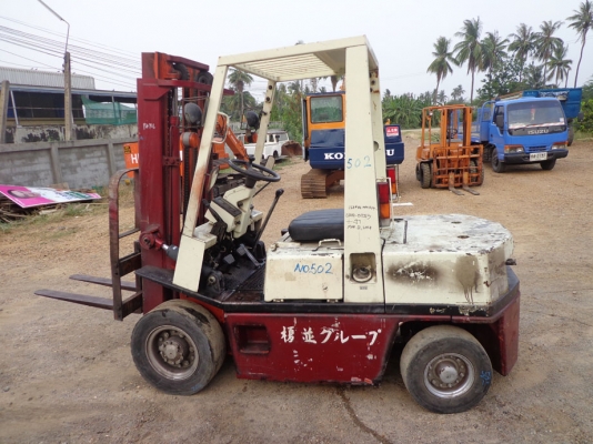 ขายรถยก NISSAN EH02 เครื่องดีเซล ติดต่อคุณจิ๊ด โทร. 089-7949488