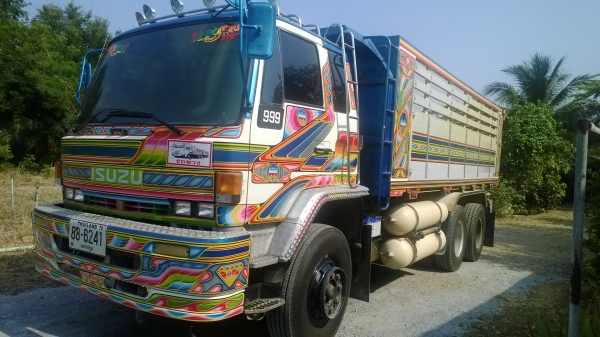 ขายดาวน์รถบ้านบรรทุกสิบล้อสภาพดีลดสุด ๆ 680000 บาท