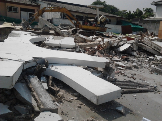 รับทุบตึก รื้อถอน รื้อภายใน ราคากันเองครับ 089-3530206