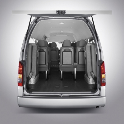 รถตู้ TOYOTA HIACE 3.0 ปี2014 มีรถพร้อมออกทันที!!