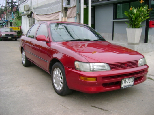 TOYOTA สามห่วง เครื่อง 1500 ซีซี เกียร์ออโต้ ติดแก๊ซแล้ว สภาพดี