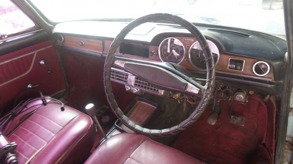 ขายรถ Fiat 125 ทะเบียนโอน 27,000 บาท