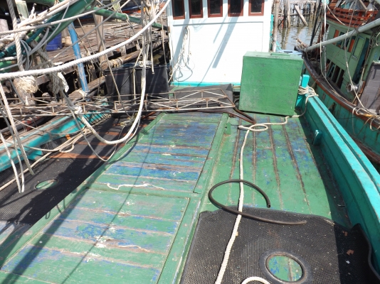 ขายเรือประมงค์ ขนาด 9 วา เครื่องยนต์ HINO EK100 275 แรงม้า พร้อมอุปกรณ์ไดร์หมึก พร้อมออก ขายเรือประมงค์ ขนาด 9 วา เครื่องยนต์ HINO EK100 275 แรงม้า พร้อมอุปกรณ์ไดร์หมึก พร้อมออก