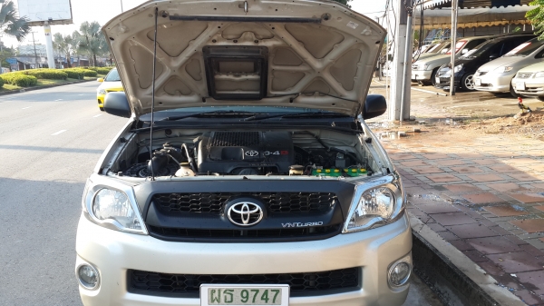 ขายด่วนมากๆ กระบะ Vigo ตอนเดียว เครื่อง 3.0 ปี 2010