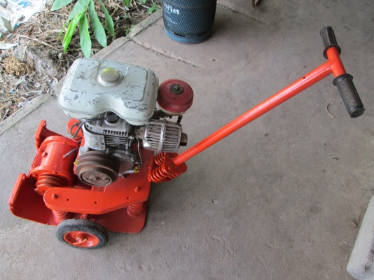 เครื่องตบดิน เครื่องตบดิน