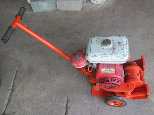 เครื่องตบดิน