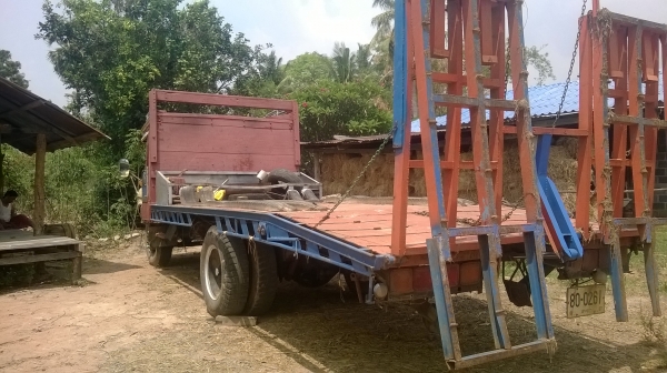 ด่วนดีๆถูกๆรถเกี่ยวข้าว+พร้อมเทรลเลอร์หกล้อ 729000 บาท