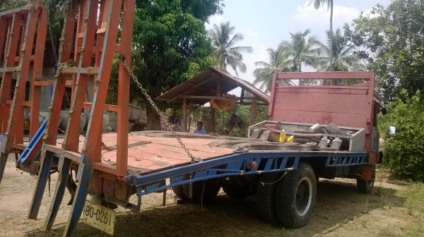 ด่วนดีๆถูกๆรถเกี่ยวข้าว+พร้อมเทรลเลอร์หกล้อ 729000 บาท