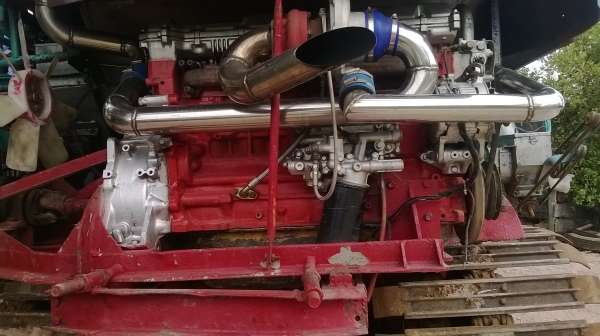 ด่วนดีๆถูกๆรถเกี่ยวข้าว+พร้อมเทรลเลอร์หกล้อ 729000 บาท