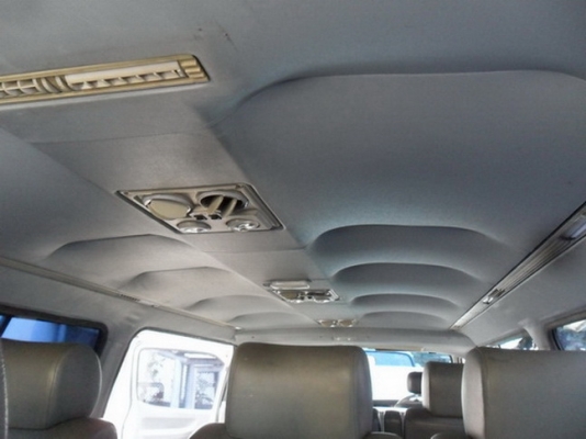 รถตู้ HIACE หัวจรวด LH 172  ปี46 สีเดิมทั้งคัน