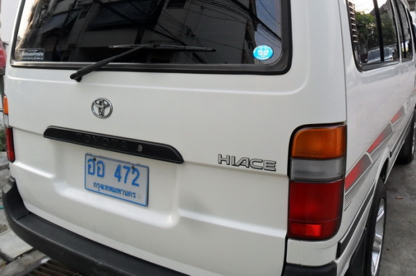รถตู้ HIACE หัวจรวด LH 172  ปี46 สีเดิมทั้งคัน