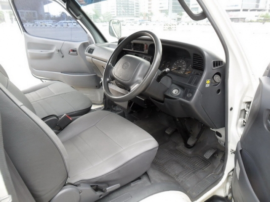 รถตู้ HIACE หัวจรวด LH 172  ปี46 สีเดิมทั้งคัน