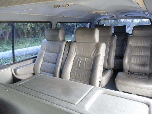 รถตู้ HIACE หัวจรวด LH 172  ปี46 สีเดิมทั้งคัน