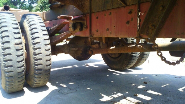 ขายรถเบนซ์โบราณ6ล้อ เครื่องดีเซล6สูบ มีเล่มทะเบียนพร้อม ไปดูรถได้ที่ จ.ลำปาง ขายรถเบนซ์โบราณ6ล้อ เครื่องดีเซล6สูบ มีเล่มทะเบียนพร้อม ไปดูรถได้ที่ จ.ลำปาง