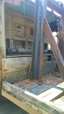 ขายรถเบนซ์โบราณ6ล้อ เครื่องดีเซล6สูบ มีเล่มทะเบียนพร้อม ไปดูรถได้ที่ จ.ลำปาง ขายรถเบนซ์โบราณ6ล้อ เครื่องดีเซล6สูบ มีเล่มทะเบียนพร้อม ไปดูรถได้ที่ จ.ลำปาง