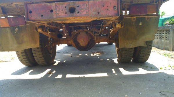 ขายรถเบนซ์โบราณ6ล้อ เครื่องดีเซล6สูบ มีเล่มทะเบียนพร้อม ไปดูรถได้ที่ จ.ลำปาง ขายรถเบนซ์โบราณ6ล้อ เครื่องดีเซล6สูบ มีเล่มทะเบียนพร้อม ไปดูรถได้ที่ จ.ลำปาง