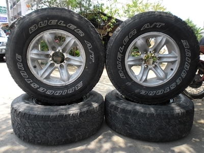 ล้อเล็บเหยี่ยว พร้อมยาง