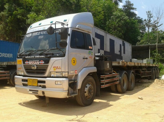 หัวลากมี 5 หัว(นิสัน  ยูดี  454 ) /( 350  แรง  ปี  53  แอร์เบล)  ราคาต่อหัว 1,555,000