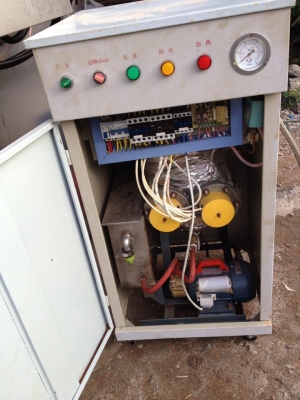 ขายเตาอบขนมไฟฟ้า รุ่นใหญ่ พร้อมตู้ไฟและปั้มลม ครบเซตถูกๆ ขายเตาอบขนมไฟฟ้า รุ่นใหญ่ พร้อมตู้ไฟและปั้มลม ครบเซตถูกๆ