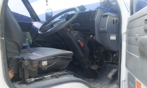 ขาย IZUSU NRR 195 HP ดั้มพ์นอกแท้ๆ เพิ่งต่อเสรจ ไม่มีการเลือนช่วง ทำแต่กระบะใหม่ รับประกันความงาม