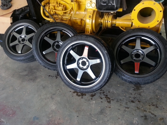 ขายล้อTE37 ขอบ19สีดำกัลเมทลิคพร้อมยางส่งฟรีทั่วประเทศ32,000