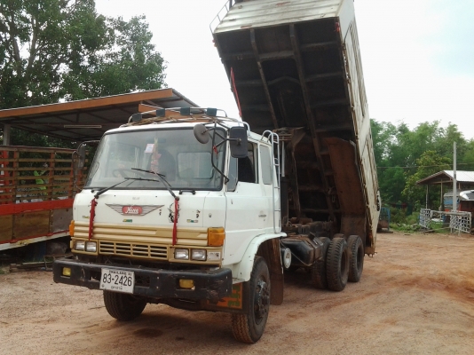 HINO  เจ้าอินทรีย์   คัชชีใหญ่  เครื่องHO7D  เครื่อง195แรง  2เพลาดั้มๆสามมิตรสโลว์ร