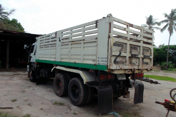 ขายด่วนรถสิบล้อFM3Mดรั้มเครือง240แรงม้าปี39ขายแม่ตัวเดียว