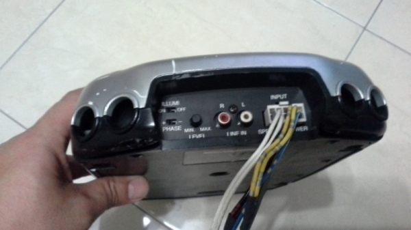 Sub Box JVC วางใต้เบาะ เสียงเบสตึบๆ Sub Box JVC วางใต้เบาะ เสียงเบสตึบๆ