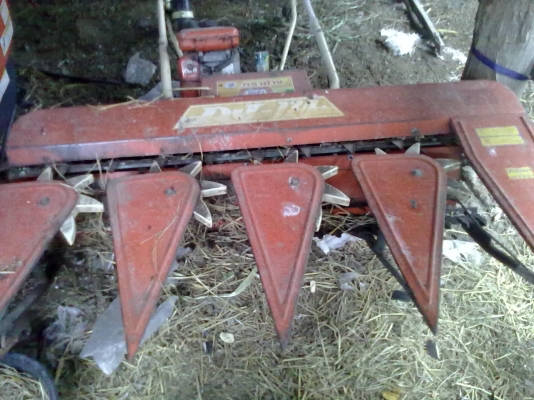 ขายรถเกี่ยวข้าวในราคาที่คุณสัมผัสได้