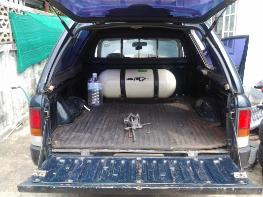 Nissan NVเบนซินออโต้ติดแก๊ส