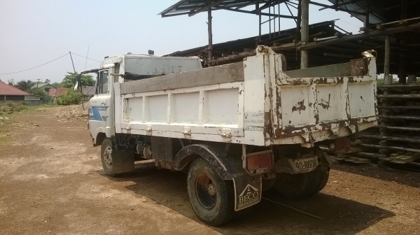 ขายรถดั้ม 6 ล้อ km 310