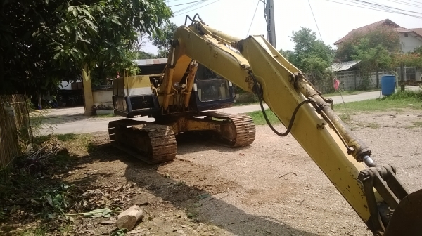 ขายรถแม็คโค komatsu Pc120-3 ขายรถแม็คโค komatsu Pc120-3