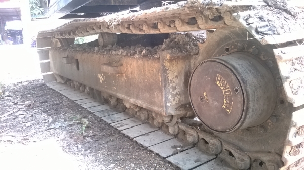 ขายรถแม็คโค komatsu Pc120-3 ขายรถแม็คโค komatsu Pc120-3