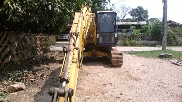 ขายรถแม็คโค komatsu Pc120-3