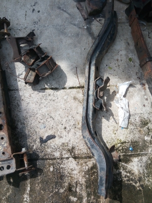 bracket หูโช้คคานแข็ง โตโยต้า Ln แท้ เบิกห้าง หูแหนบหน้าตัดคัสซี