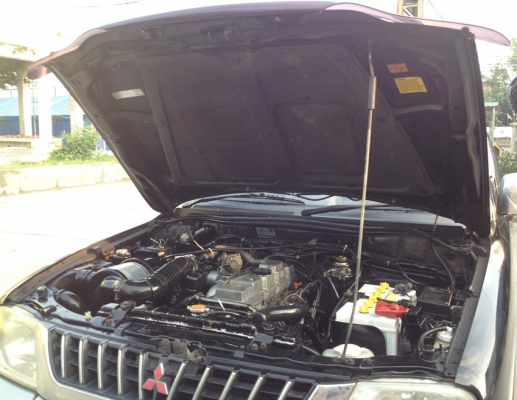 4WD AIRBAG,ABS รถสวยไม่เคยชน/เดิมทั้งคัน 082-381-6797