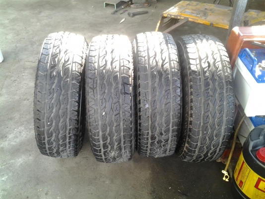 ขายยางสวยๆครับ 30-9.50R15 ปี11 4เส้น ดอกเหมือนใหม่ ขาย 6500 บาท