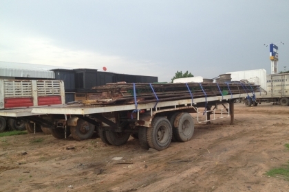 ขายหาง 2 เพลา ยาว 9 เมตร ไม่แพงคุ้มๆครับสนใจโทรมาสอบถามได้ครับ