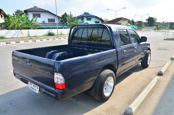 strada 4 ประตู สภาพพร้อมใช้งาน ล็อแม็กเอนไก เครื่องแน่น strada 4 ประตู สภาพพร้อมใช้งาน ล็อแม็กเอนไก เครื่องแน่น