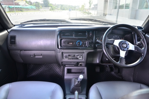 strada 4 ประตู สภาพพร้อมใช้งาน ล็อแม็กเอนไก เครื่องแน่น