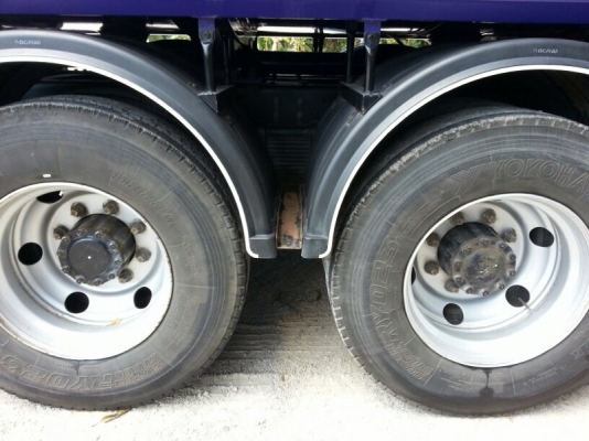 รถฮีโน่ 10 ล้อ บรรทุกน้ำมัน 251 แรงม้า. ปี 55 ( รถวิ่ง 9x,xxx กม. ) สนใจติดต่อ 081 - 6079515 รถฮีโน่ 10 ล้อ บรรทุกน้ำมัน 251 แรงม้า. ปี 55 ( รถวิ่ง 9x,xxx กม. ) สนใจติดต่อ 081 - 6079515