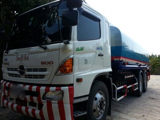 รถฮีโน่ 10 ล้อ บรรทุกน้ำมัน  251 แรงม้า. ปี 55  ( รถวิ่ง 9x,xxx กม. )  สนใจติดต่อ 081 - 6079515