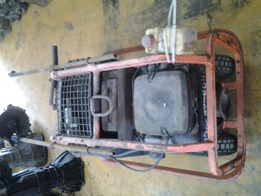 ขายเครื่องแย๊ก พร้อมหัวแย๊ก ระบบเครื่องยนต์เบนซิน ปั่นไฮโดลิค ขาย 28000 บาท