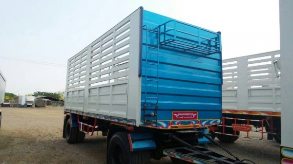 รถมิตซู  10 ล้อดั้ม 220 แรงม้า. ปี 42  ( ขายแม่ , ลูก )   สนใจติดต่อ 081 - 6079515