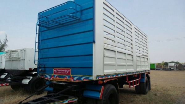 รถมิตซู  10 ล้อดั้ม 220 แรงม้า. ปี 42  ( ขายแม่ , ลูก )   สนใจติดต่อ 081 - 6079515