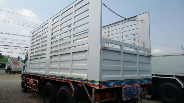 รถมิตซู  10 ล้อดั้ม 220 แรงม้า. ปี 42  ( ขายแม่ , ลูก )   สนใจติดต่อ 081 - 6079515